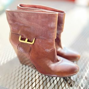 Nine West booties size 10